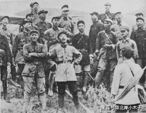 1939年李德回苏联后,两任妻子被留在中国,两段情感草草收尾