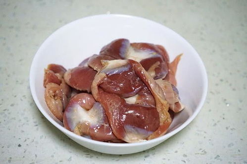 鸡胗虽健胃,但需搭配应季春笋这样吃,开胃下饭还热量低,值得学