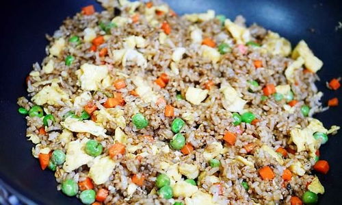 蛋炒饭最好吃的做法之一 橄榄菜蛋炒饭,味道全变了,还好吃
