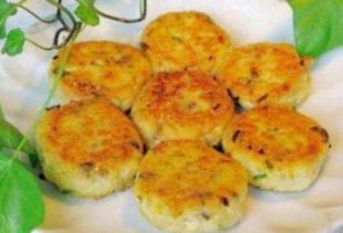 土豆饼怎么做简单好吃做法 土豆饼用面粉还是淀粉