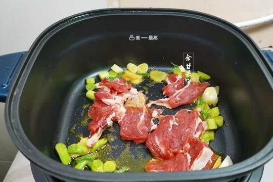 宠爱家人,从味美早餐做起,三人早餐面包小吃皆有,各取所爱