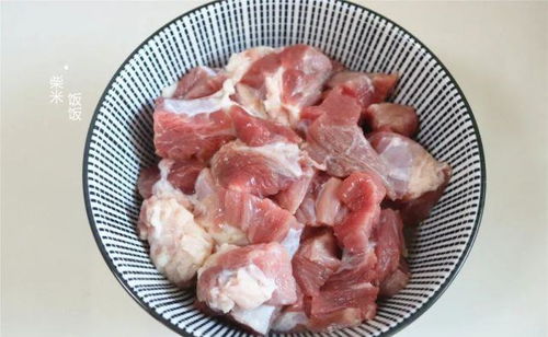 牛肉怎么做好吃 加这两种食材一起炖,做法没难度,一准好吃