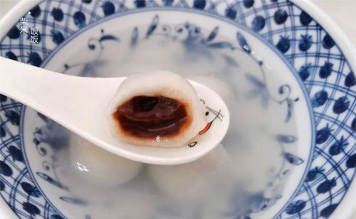 不会包汤圆的看过来,这个做法很简单,不破皮不露馅,细腻好吃