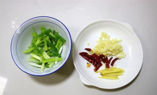 炒藕片,怎么做才能洁白又脆嫩 才知道,原来有这么多小技巧