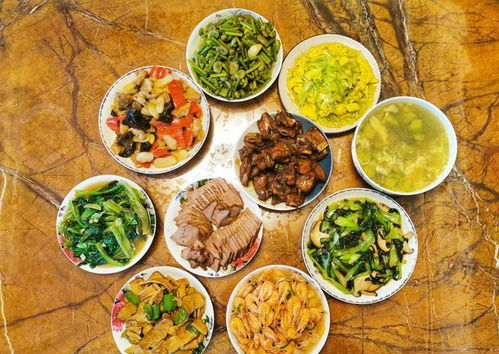家庭小聚,10个人10道家常菜,荤素搭配,你看怎么样