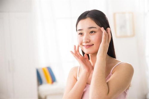 草本护肤优势尽显,锁住你的东方美肌