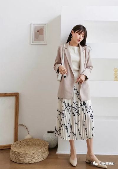 中年女人鞋子在精不在多,今秋流行的 奶奶鞋 让你端庄又时髦