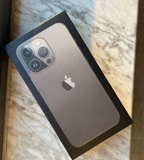 粉丝加800入手iPhone13Pro,体验之后感叹 真丝滑,加价也值