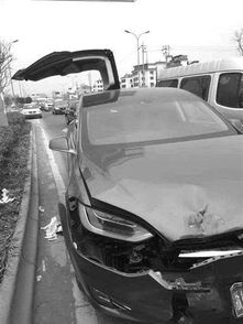 特斯拉 自动驾驶 酿追尾 车主 没试出感觉就出事