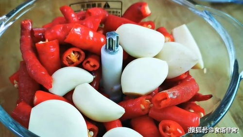 50年祖传辣椒酱做法,无任何添加剂,做法简单家常,放1年不会坏