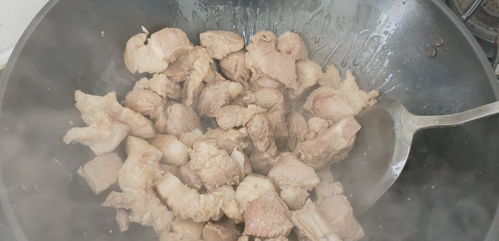客家人传统的土方法炖肉,肉香味美原汁原味,4斤出锅吃完还想吃