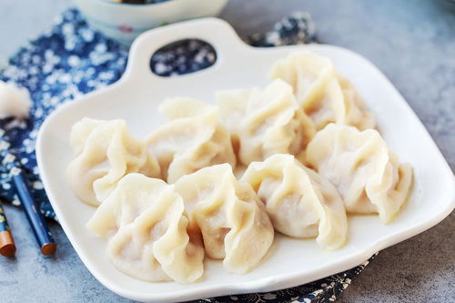 羊肉馅饺子好吃有窍门,这样拌馅不膻不腻还多汁,好吃得停不下