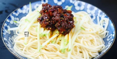吃了自己做的拌饭酱,老干妈都不香了,让你能多吃1碗饭,收藏吧