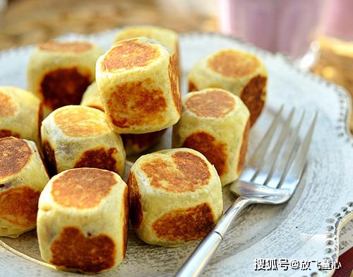 过年必备零食,网红点心仙豆糕,外酥里糯还爆浆,孩子一口爱上它