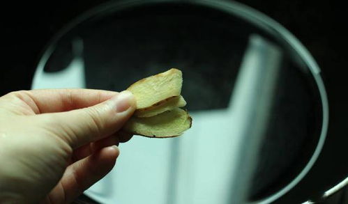 听名字被误以为是蔬菜,其实是海鲜,比生蚝味鲜,比花甲便宜