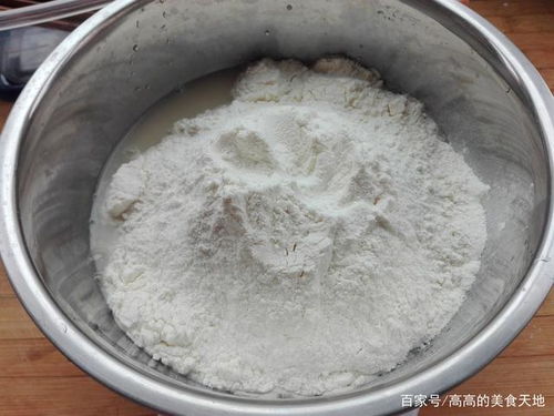 一个地瓜两碗面,详细教你做香甜软糯的地瓜包,做法简单,快收藏