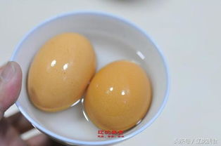 腌鸡蛋这样来做,保证个个都出油,特好吃 