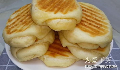 面粉别蒸馒头了,加2个鸡蛋,个个蓬松暄软,比面包简单好吃