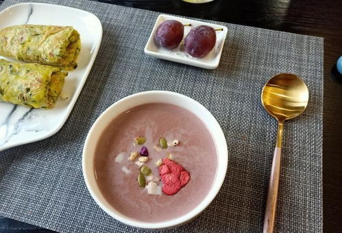 40岁女人不忘精致, 一人食 走红朋友圈 人生在世,美食二字