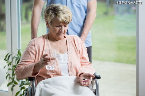 老年人到底该不该住养老院 有遗产的老人该不该 如何关爱老人