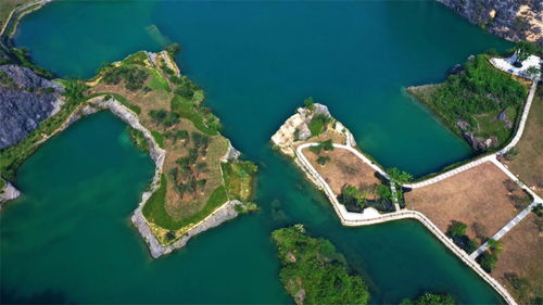 重庆 小九寨 渝北矿山公园,门票免费,主城自驾仅1个半小时
