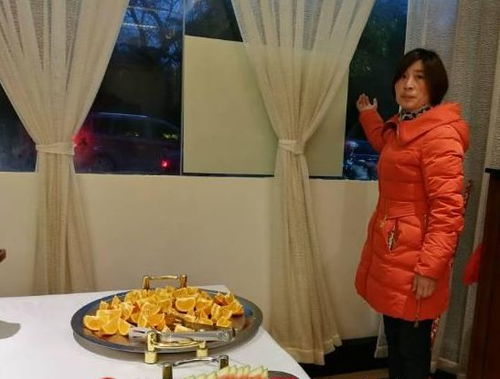 女子吃自助餐欲打包,遇阻拦打经理耳光,拒绝道歉称自己是孕妇