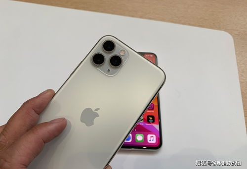 iPhone12和iPhone11promax对比之下,iPhone12已经没有存在感