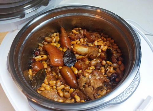 炖猪蹄时,牢记这1个要点,软烂入味不发腻,细腻离骨超解馋