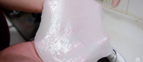 做米皮,很多人都选错了大米,教你正宗做法,米皮亮白,不开裂
