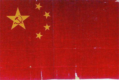 70多年前,支持五星红旗的才15人,有一作品最高票185人