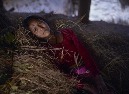 尼泊尔女性有多难 生理期被隔离,嫁同族兄弟,轮流给丈夫生孩子