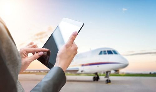 中国暂停中英间往返航班 疫情下航空业如何发展 