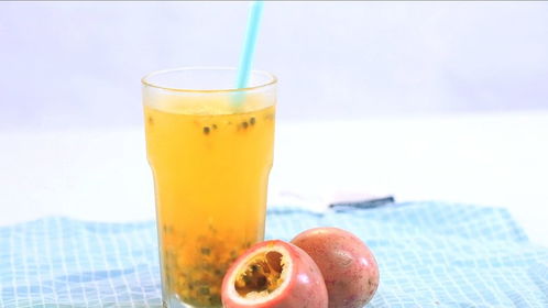 百香果蜂蜜茶的做法 百香果蜂蜜茶怎么做 迷迭香Ro 
