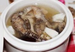 炖海马瘦肉用开水还是冷水