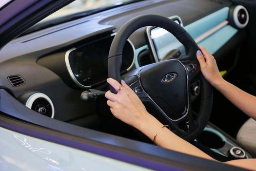 小蚂蚁X小奥汀邂逅 蚁 起玩色出圈