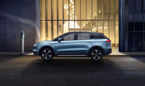 高考路上爱驰U5相伴,祝学子金榜题名