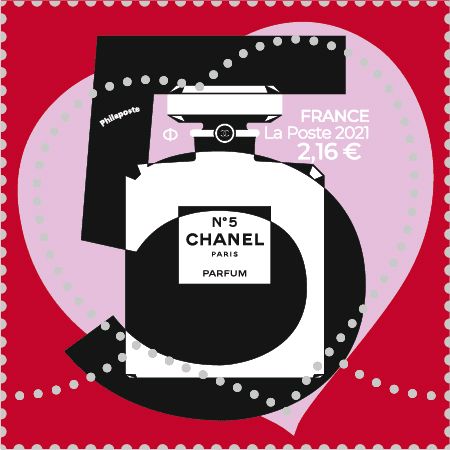 李宇春新头衔真香 史上性价比最高的CHANEL单品要发售了