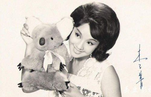 凄凉的李菁 曾是亚洲影后,因母病故退圈,69岁暴毙家中无人知