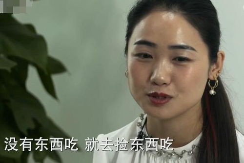 女孩9岁失去双臂,双脚自学十字绣,靠摆摊走赢人生路 