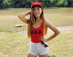 当不成选美冠军的华裔姑娘 转身成特朗普竞选顾问