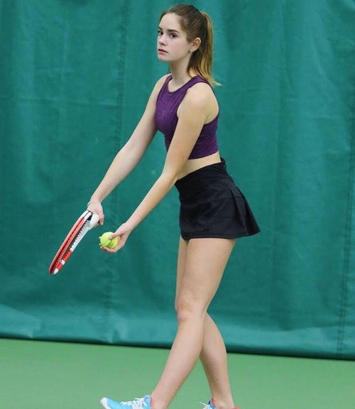 美国网球手Makenzie Raine：腰臀比太完美!网球美少女爆红(美国网球手小威y体重)