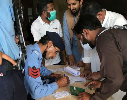 只能接种英美疫苗 隔离费又贵,赴沙特打工的巴基斯坦人陷入困境