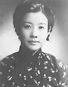 杜月笙一生最重要的女人,上海头号女流氓,活了104岁