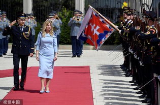 斯洛伐克首位女总统宣誓就职
