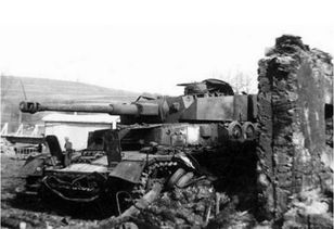 古斯塔夫巨炮 轰一炮,坦克群集体毁灭,成二战军工业巅峰之作