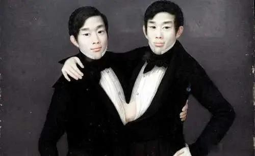 中国连体双胞胎, 在美国家喻户晓, 共生21个孩子