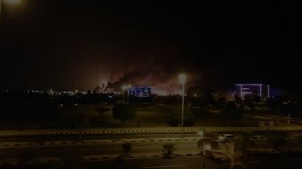 胡塞武装10架无人机袭击世界最大石油设施,沙特最大炼油设施可能断供