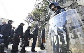 涉诈骗1亿 日本最大暴力集团 山口组 遭警强行搜总部