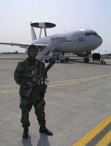 美国空军卫兵守收日本E767空中预警机 
