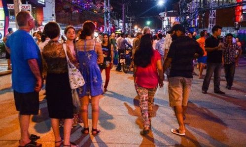 泰国最大度假海岛,拥有鬼魅开放的夜生活,精彩绝伦叫人大呼过瘾